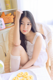 舞蹈生打屁股